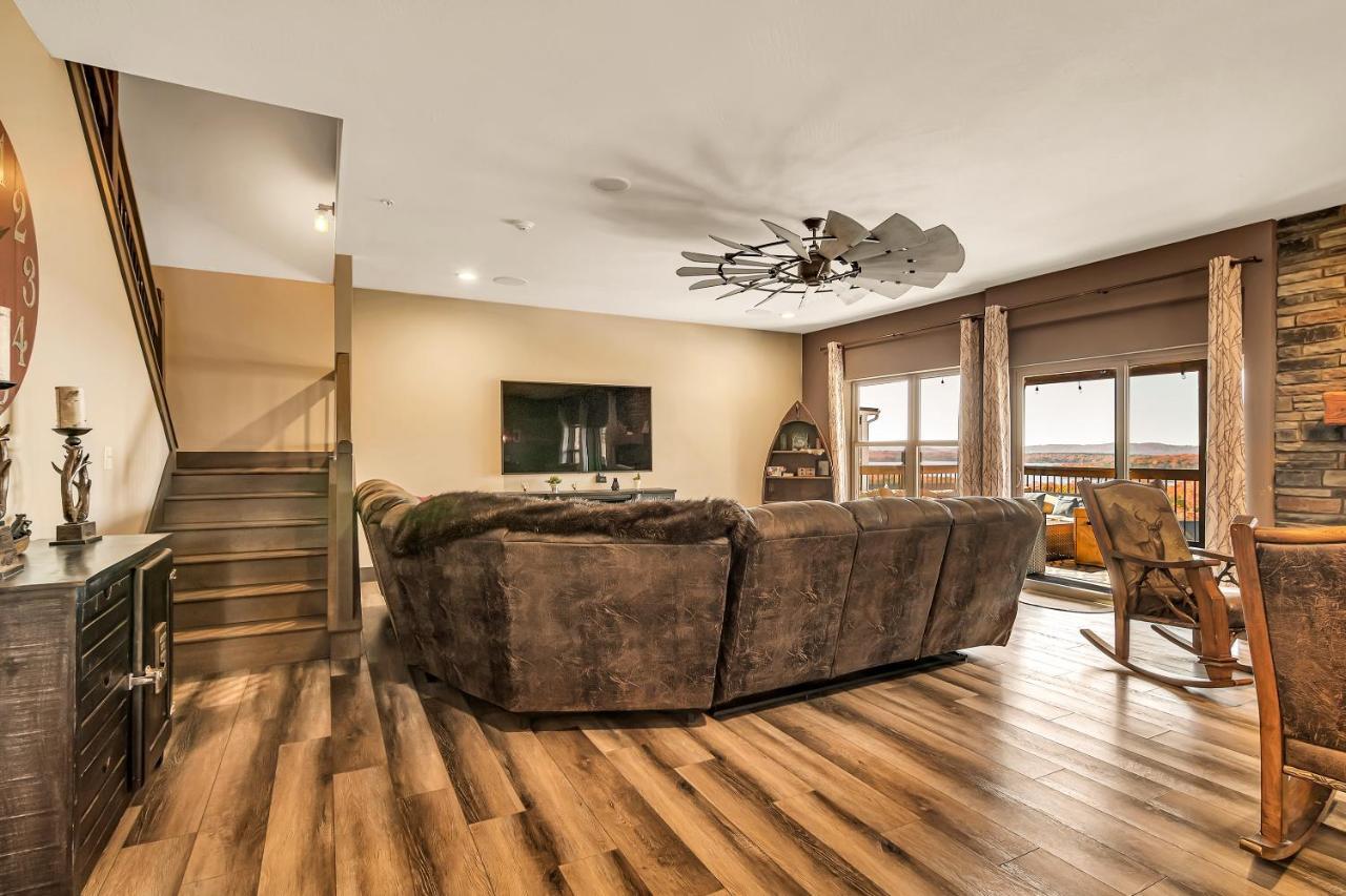 Holiday home Lakefront Haven