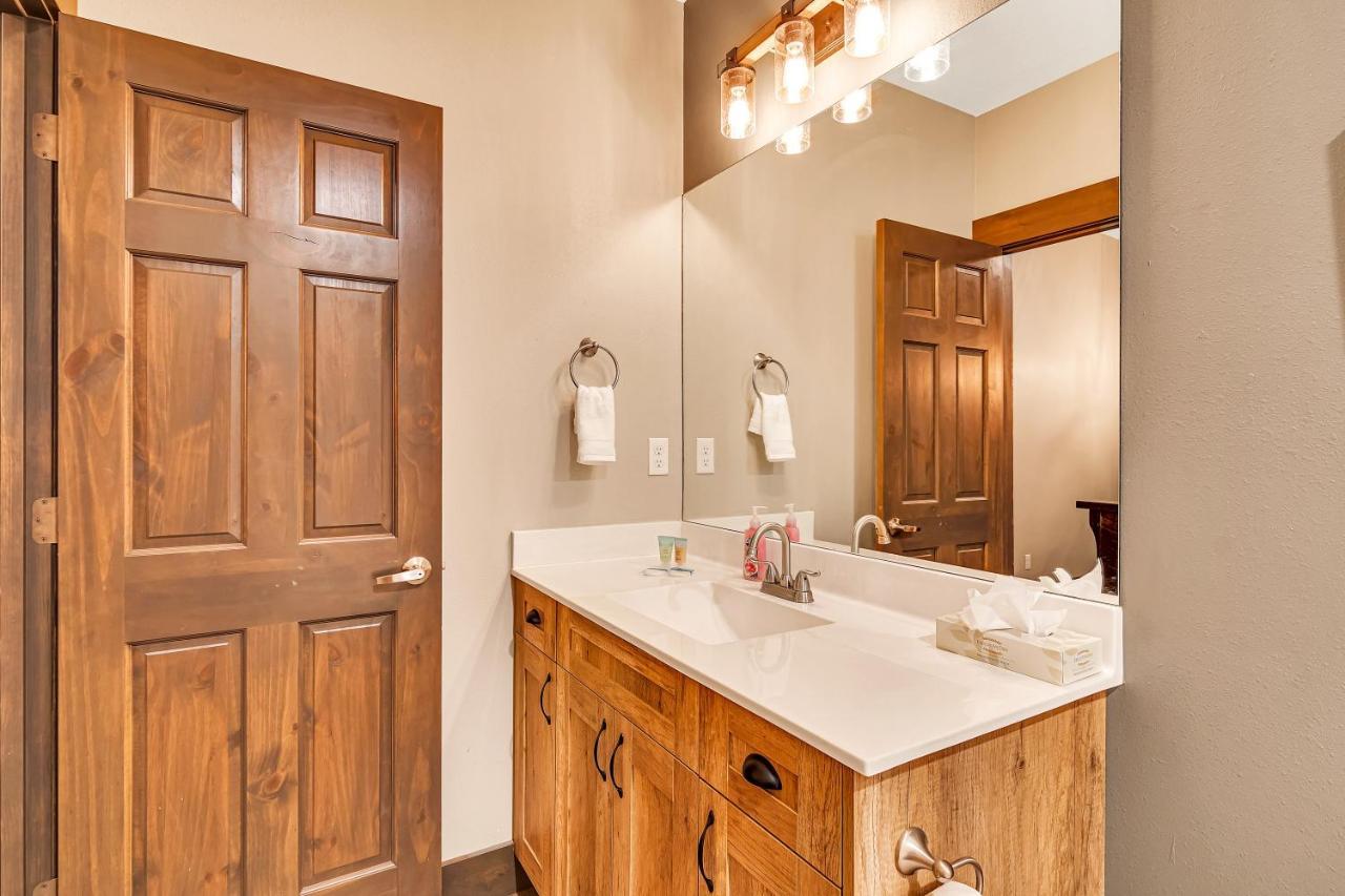 Lakefront Haven Holiday home Branson