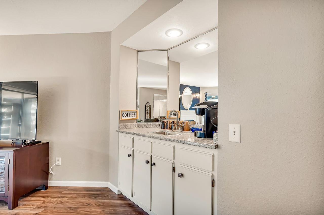 Almost Apartment