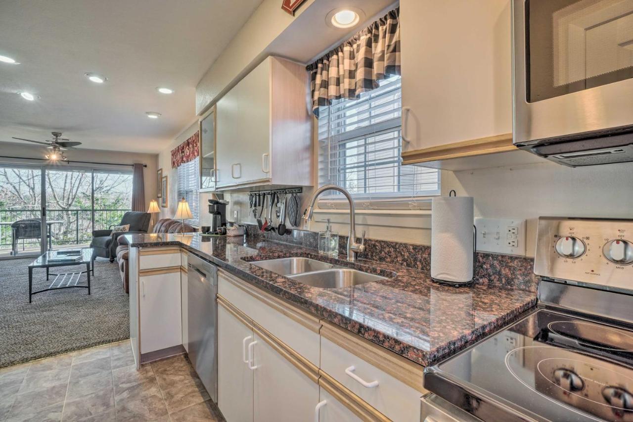 Apartment With Balcony, Near Silver Dollar City! Branson