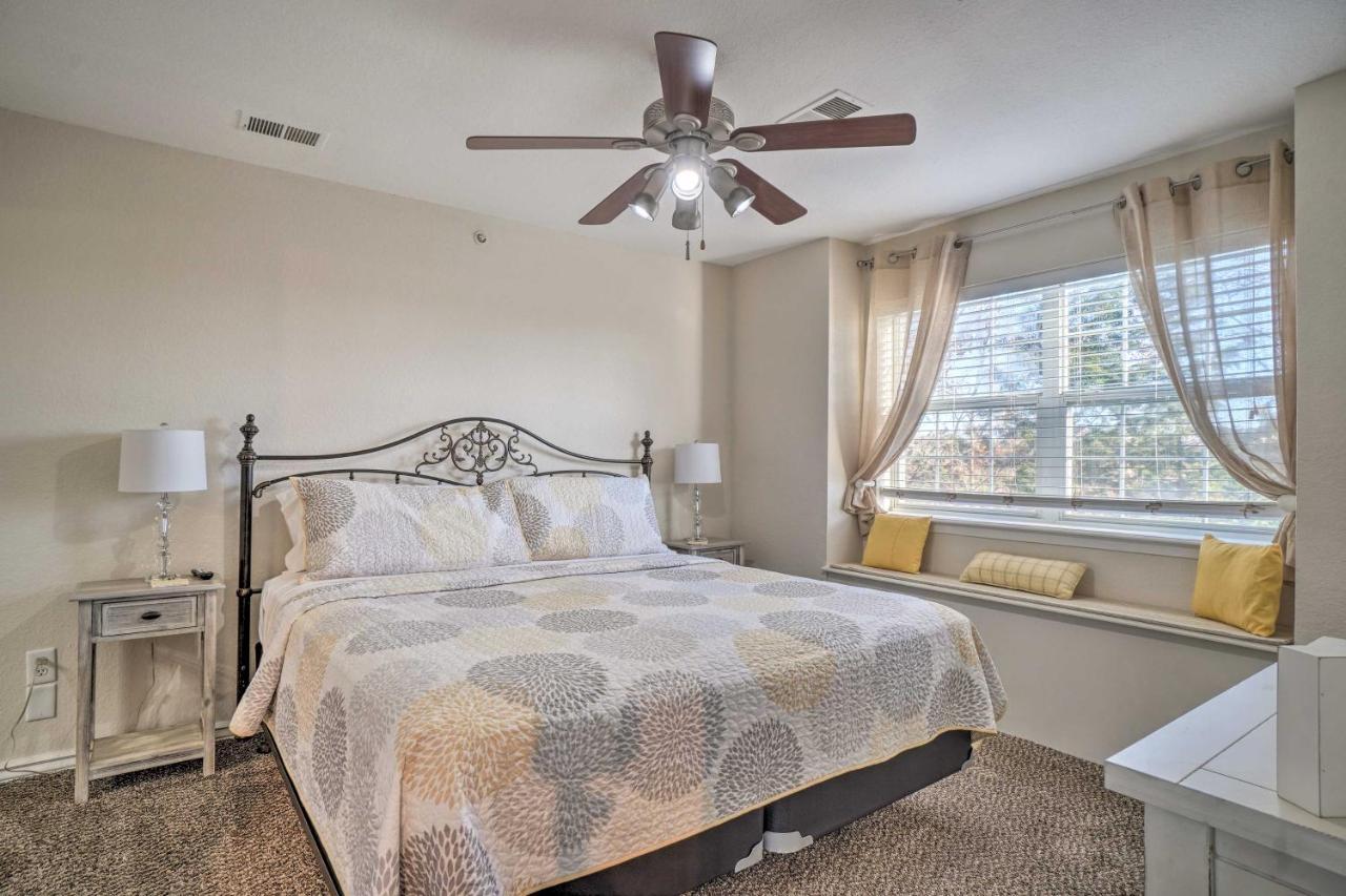 With Balcony, Near Silver Dollar City! Apartment *