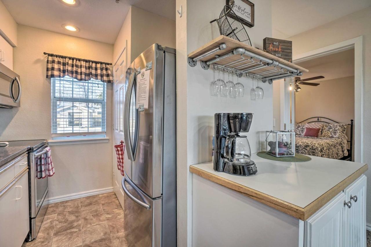 Apartment With Balcony, Near Silver Dollar City! Branson