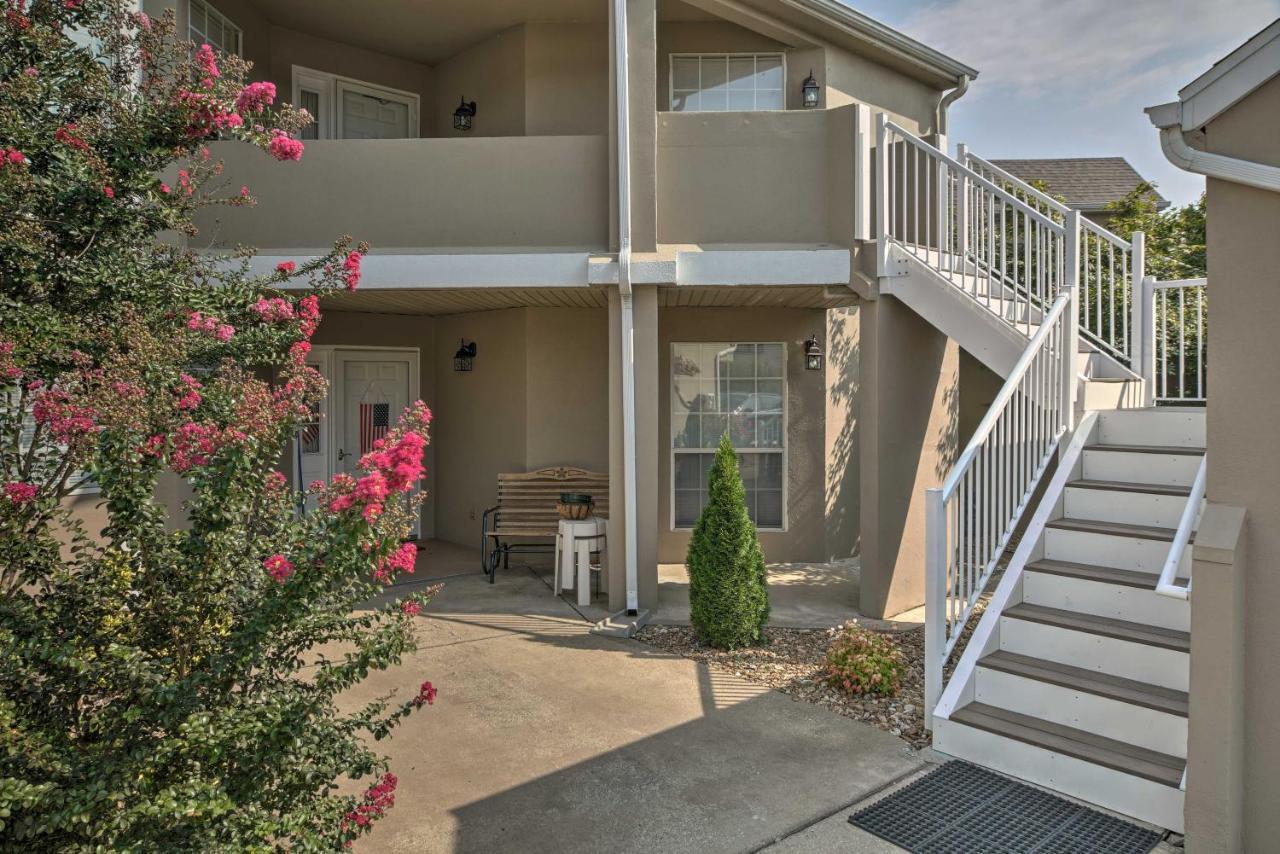 Cozy 2nd-floor - 3 Miles To 76 Strip! Apartment Branson