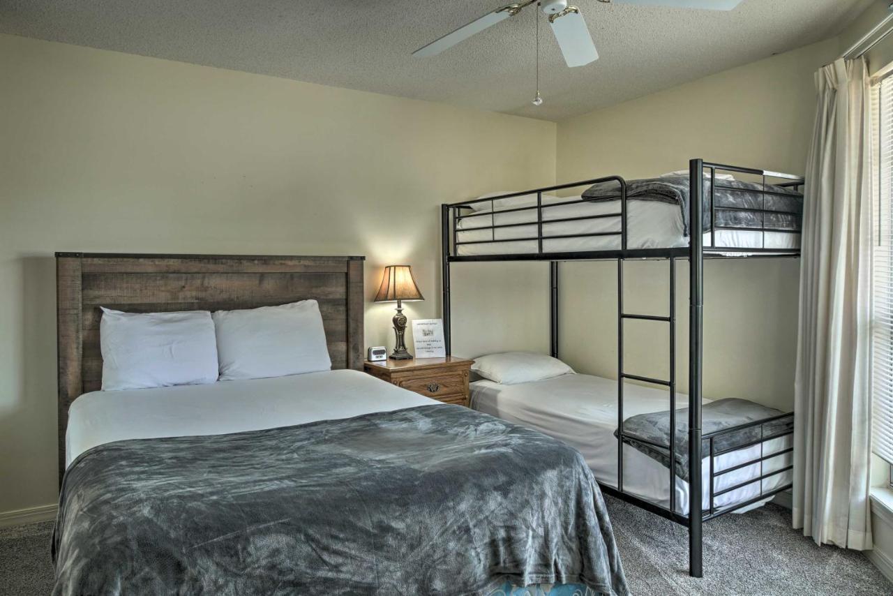Cozy 2nd-floor - 3 Miles To 76 Strip! Apartment Branson