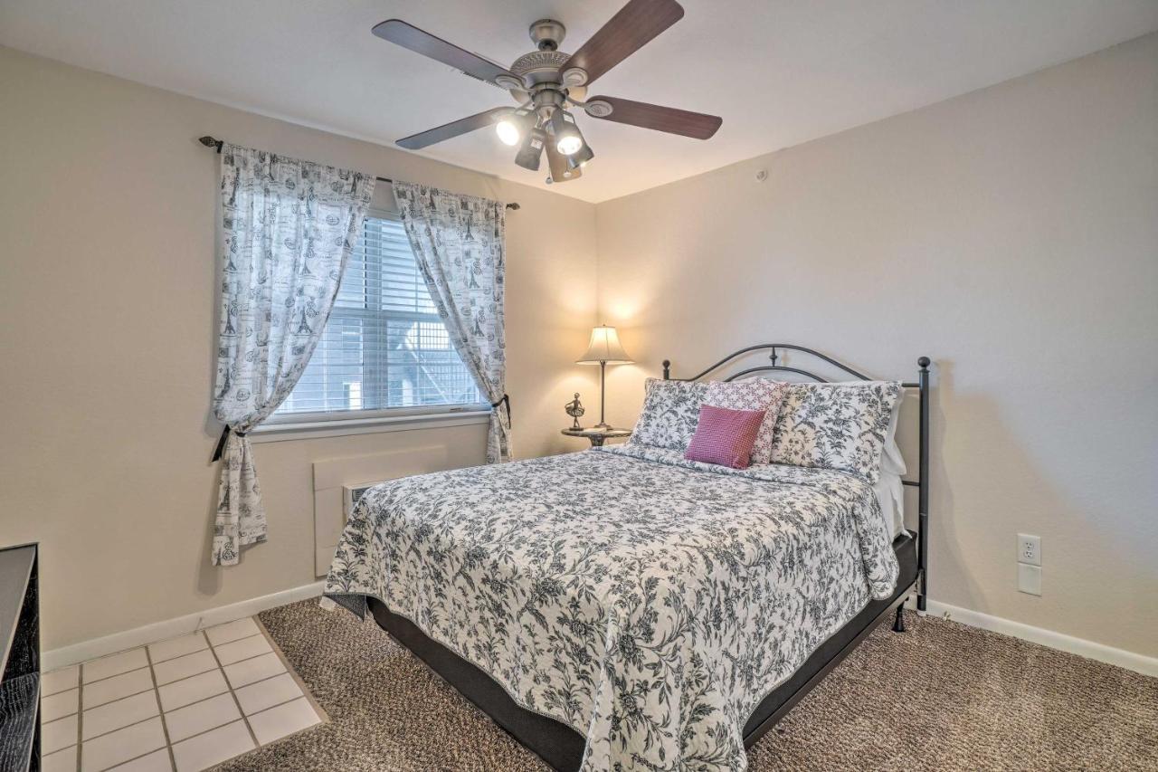 Apartment With Balcony, Near Silver Dollar City! Branson