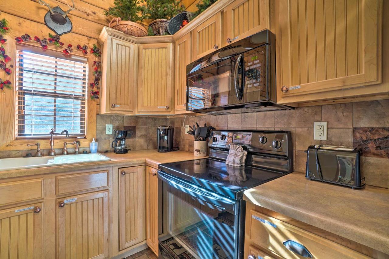 Holiday home And Cozy Cabin About 1 Mi To Strip!