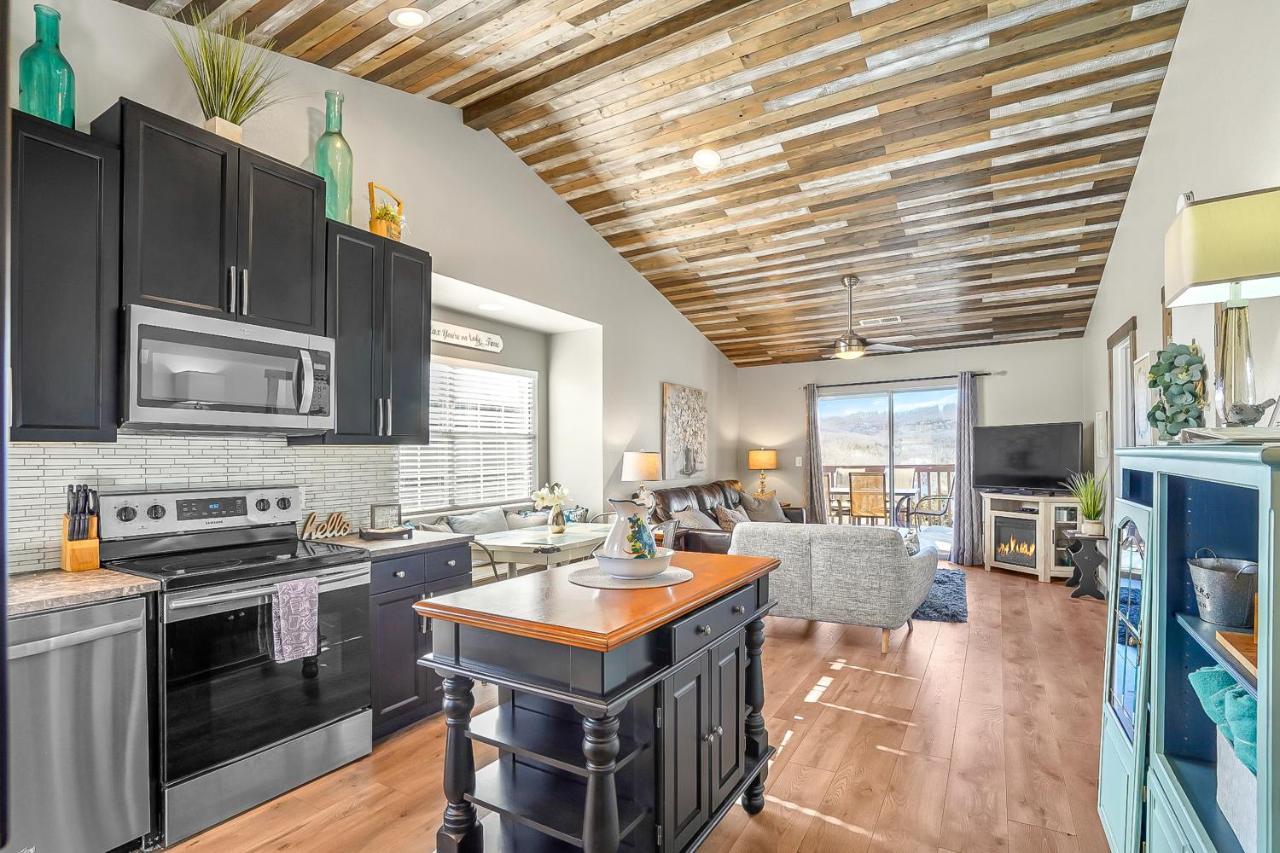 Rustic Cove Escape By The * Branson
