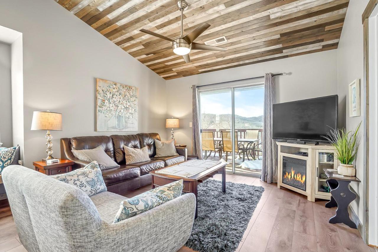 Rustic Cove Escape By The