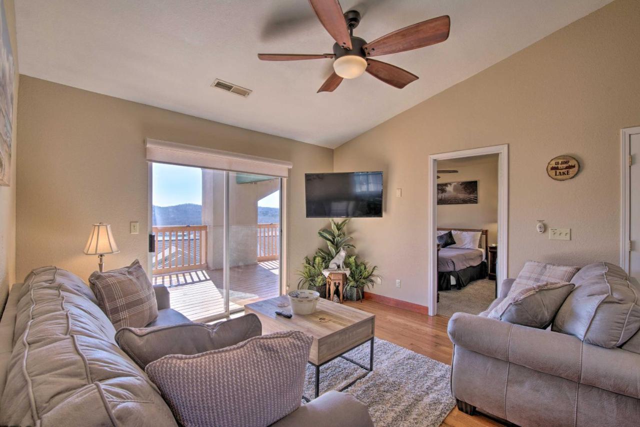 With Deck And Table Rock Views! Apartment Branson