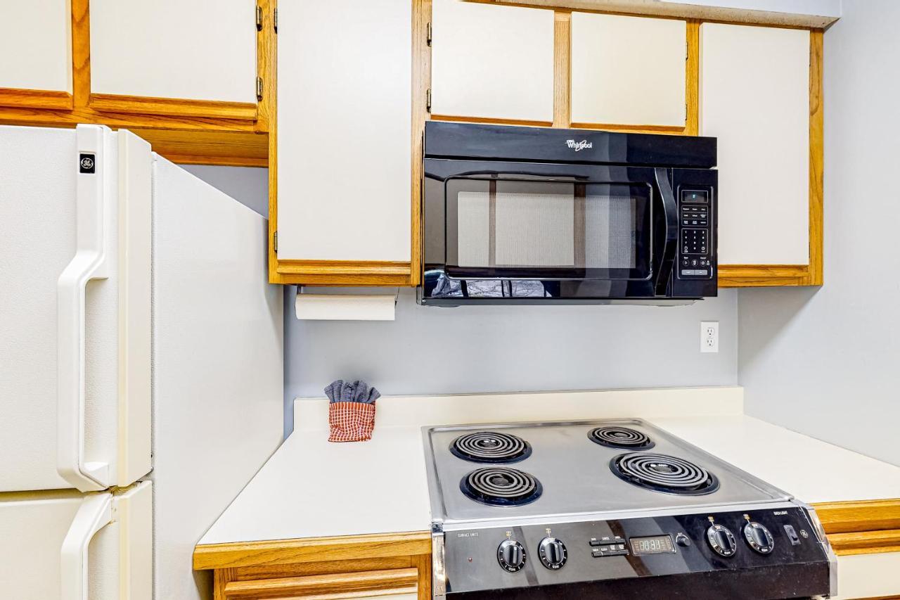 Pointe Royale #44-1 Apartment