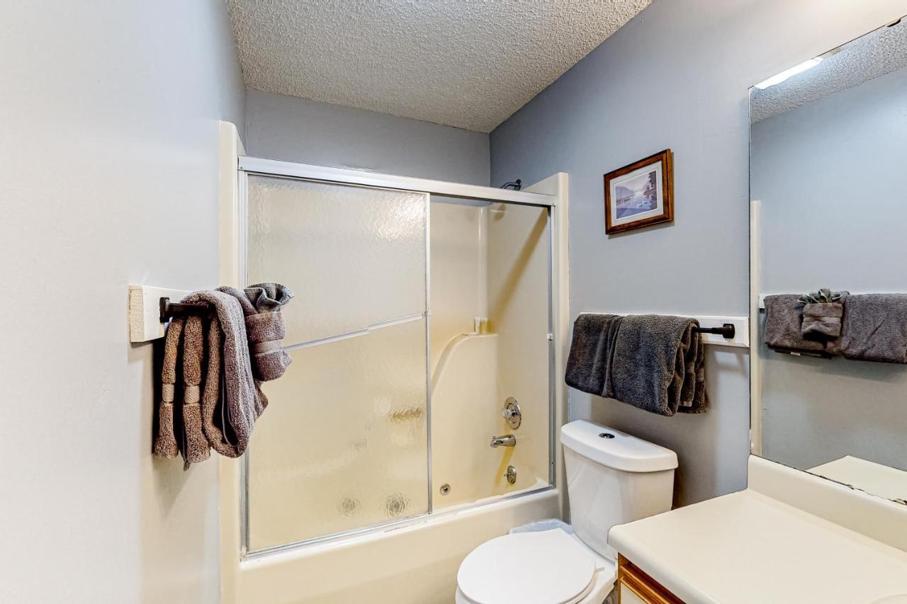 Apartment Pointe Royale #44-1 *
