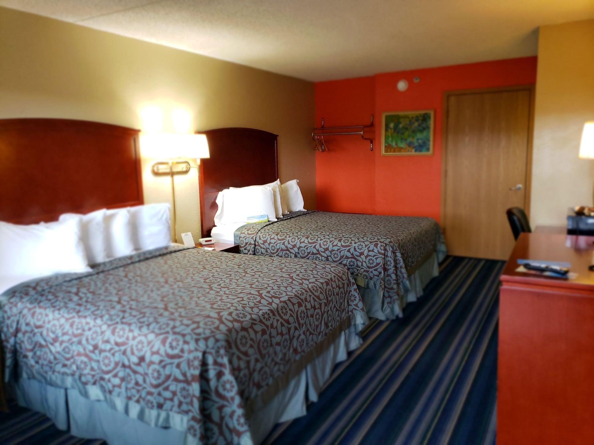 Days By Wyndham Branson/near The Strip Hotel Branson