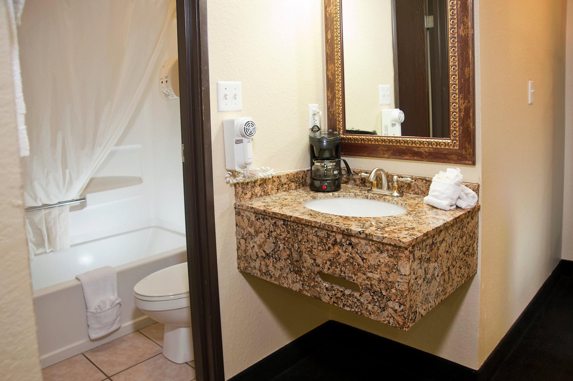 The Stone Castle & Conference Center Hotel Branson