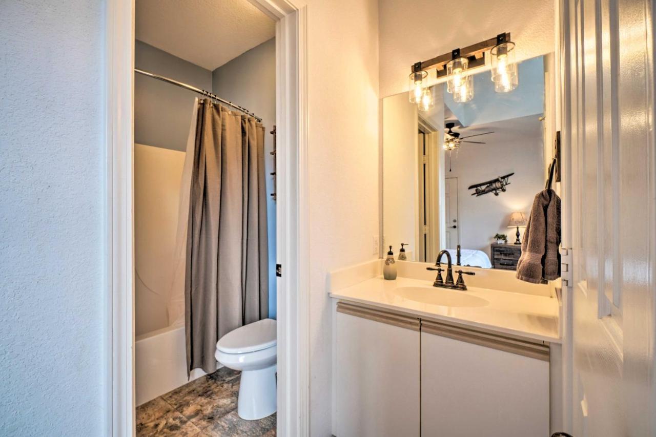 Serene Penthouse With Access And Views! Branson