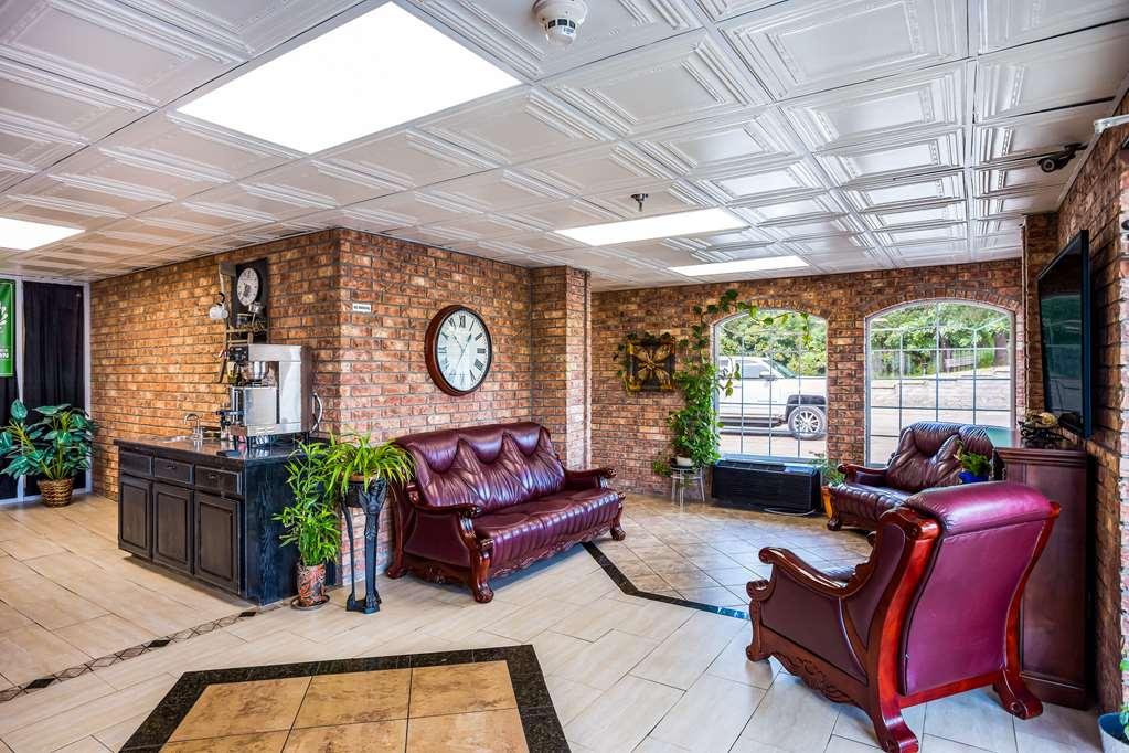 Inn Rodeway Branson, Brick House 3*