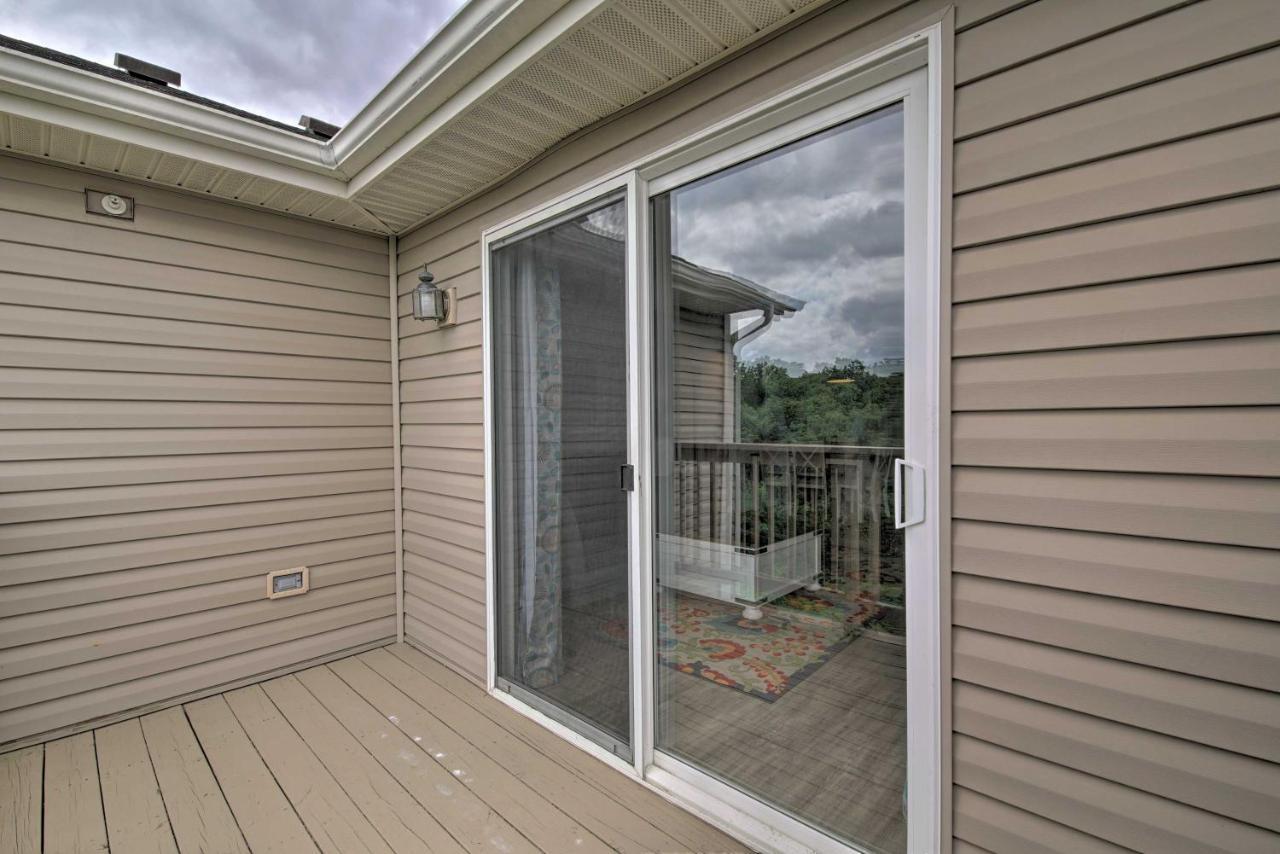 Bright Vacation With Balcony And Views! *
