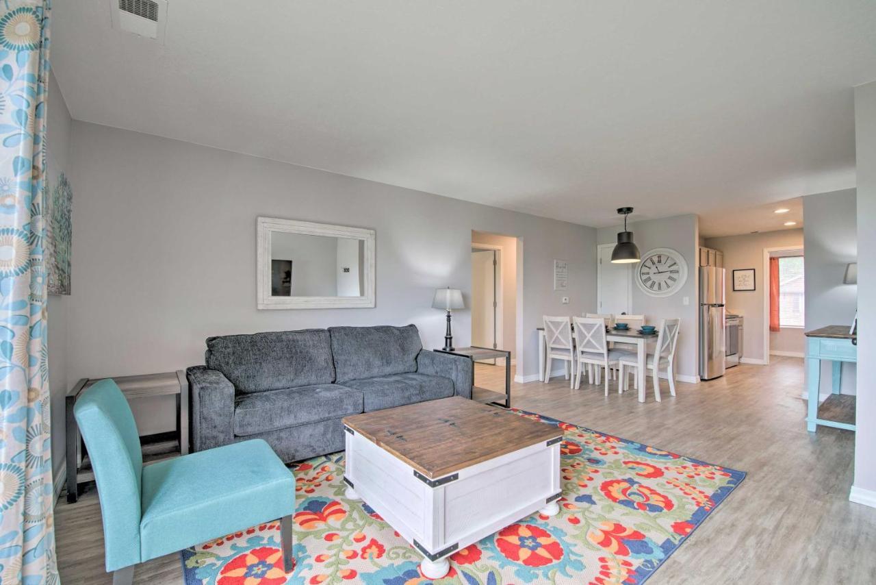 Apartment Bright Vacation With Balcony And Views! Branson