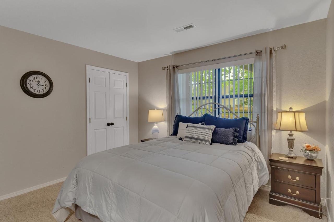 2 Bed Condo-the Greens At Thousand Hills-coffee Bar Aparthotel Branson
