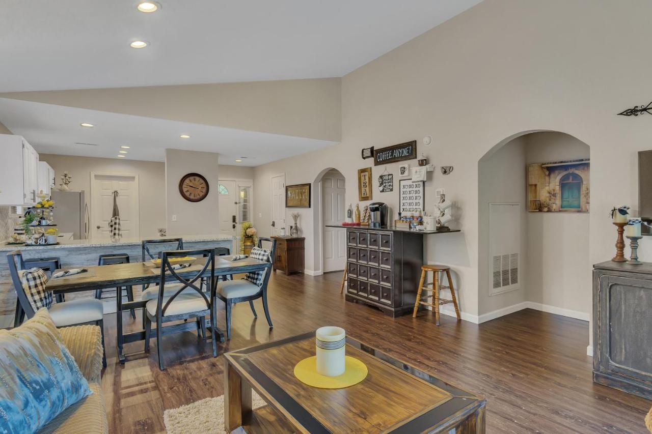 2 Bed Condo-the Greens At Thousand Hills-coffee Bar Branson