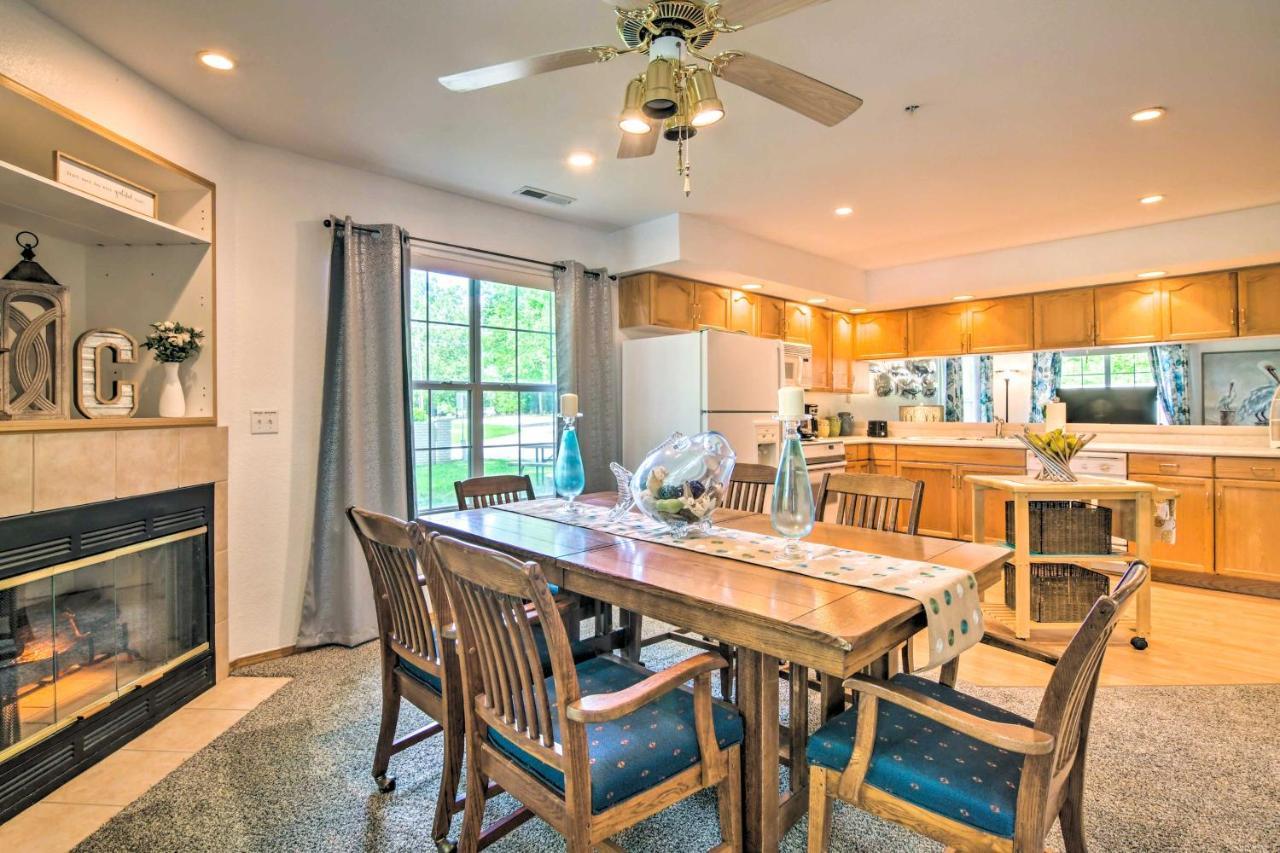 Waterfront Gem With Sunroom Less Than 4 Mi To Beach! * Branson
