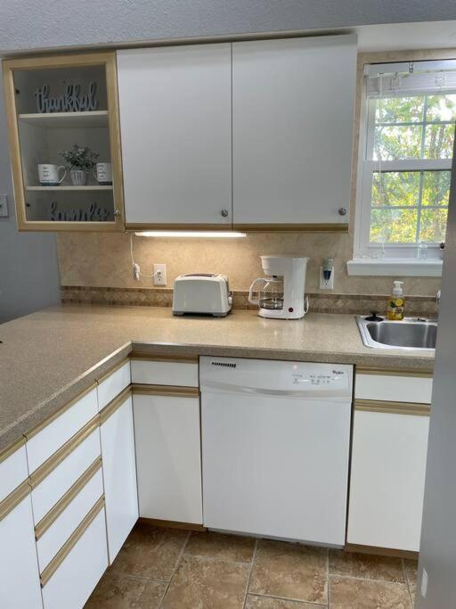 Penthouse At Hills Book Today * Branson
