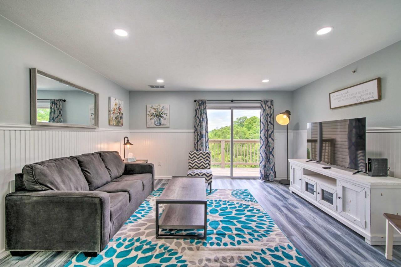 Cozy With Balcony And Mountain Views * Branson