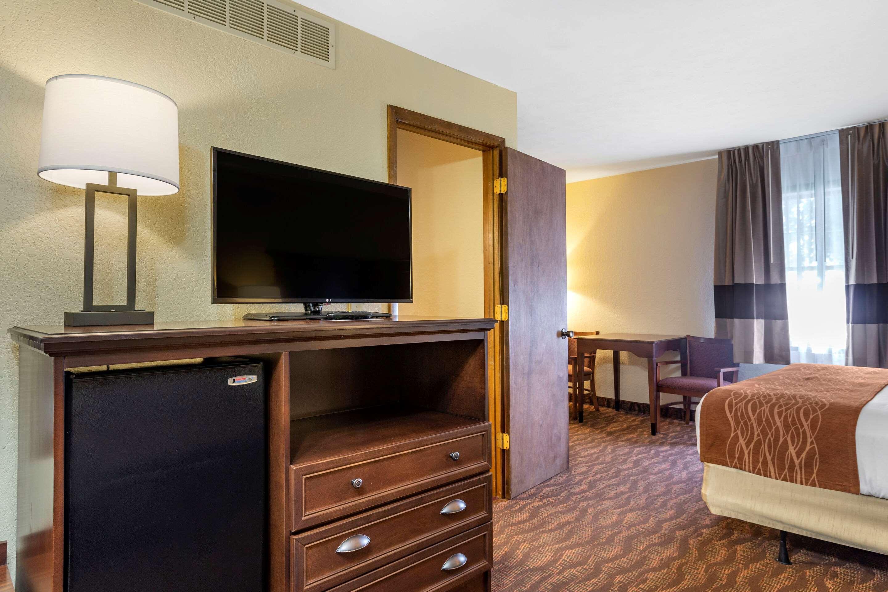 Comfort & Meadows 3*