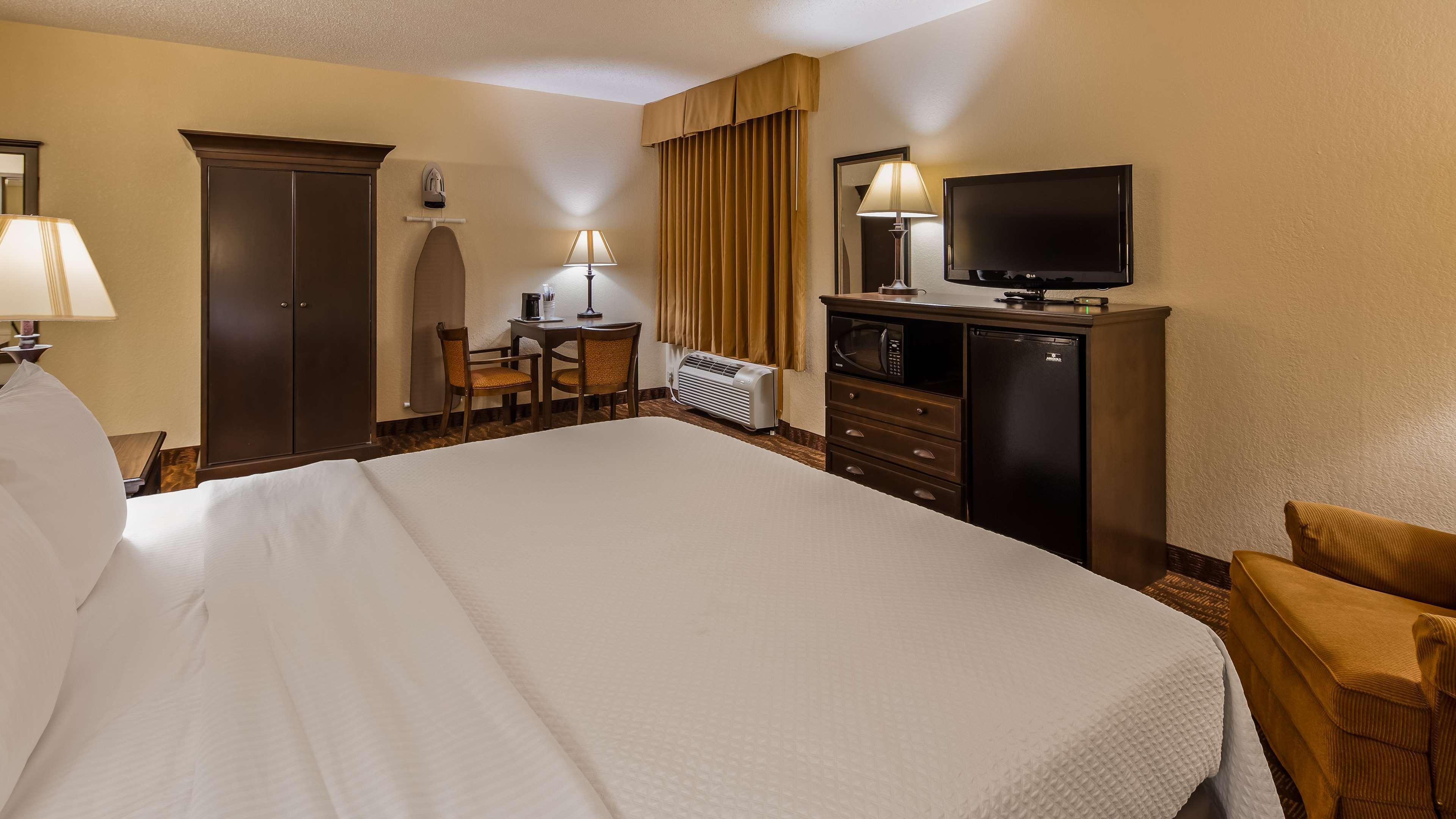 Western Music Capital Hotel 3*