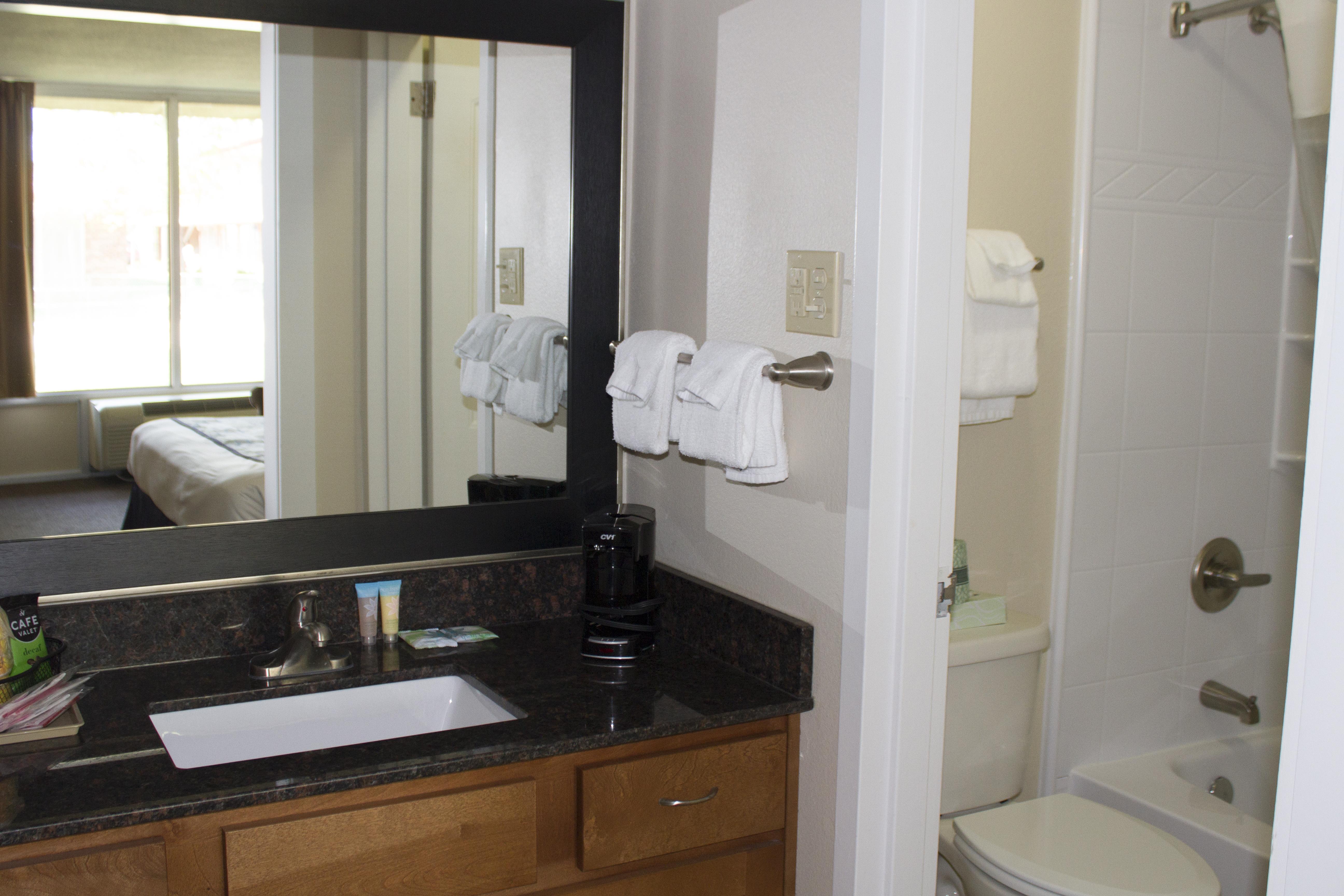 Red Lion & Hotel 3*