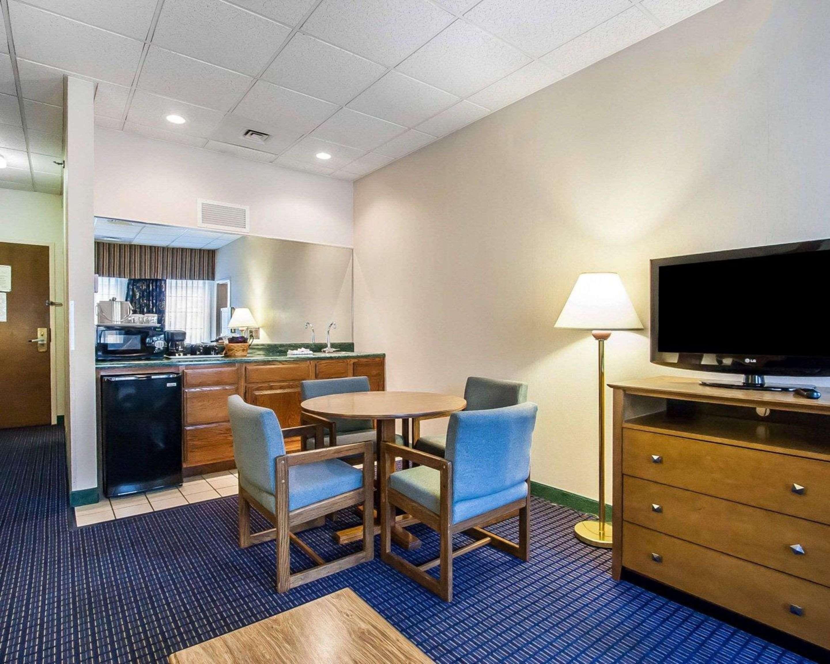 Clarion Hotel