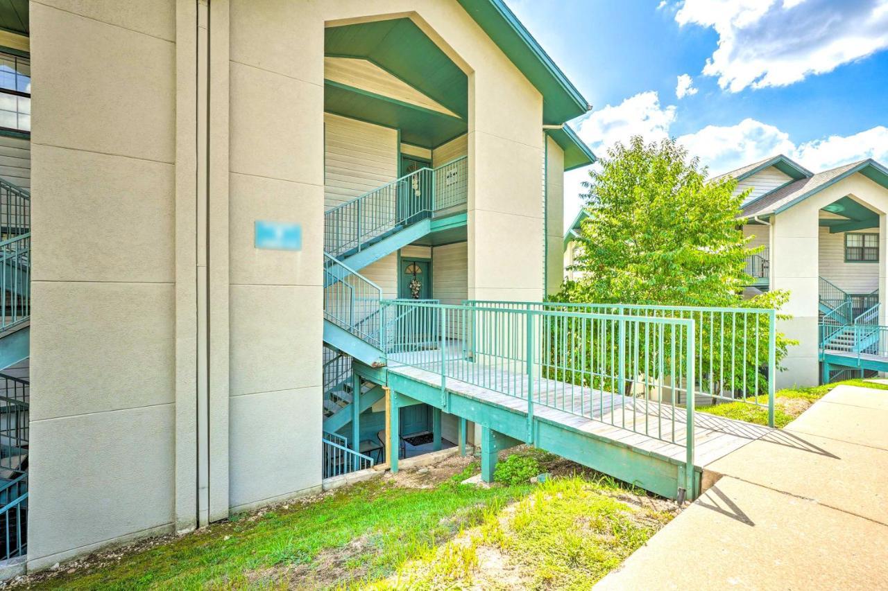 With Pool Access - Walk To Strip!