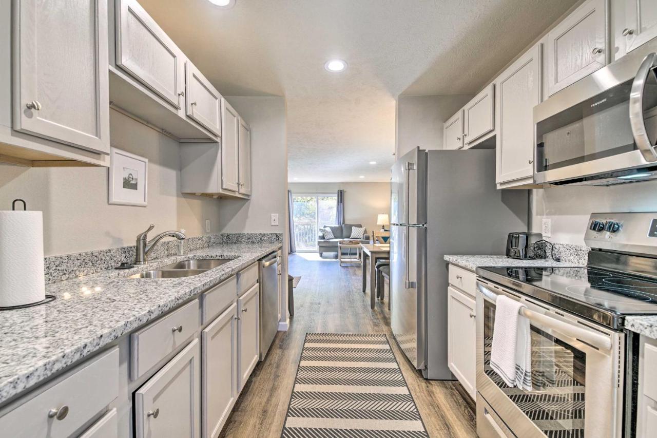 Pet-friendly With Shared Pool! *