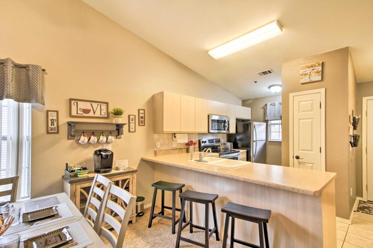 With Balcony, Near Silver Dollar City! * Branson