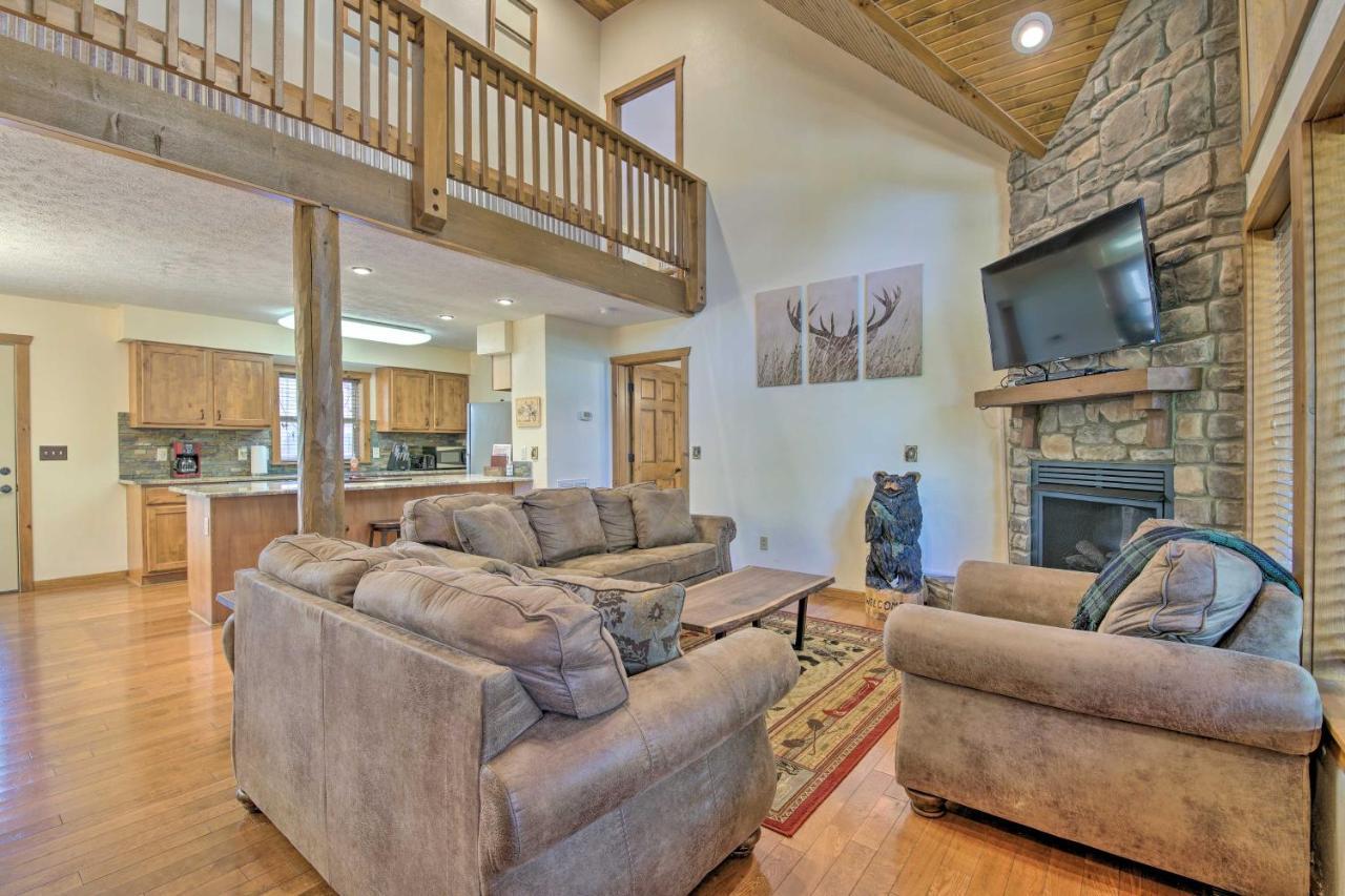 Holiday home Cozy Rustic River Family Retreat Near Sdc!