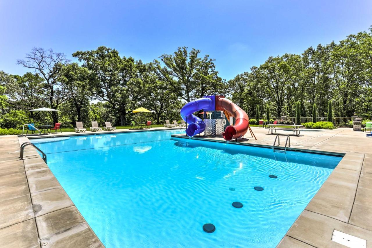 With Game Room, Near Silver Dollar Holiday home *