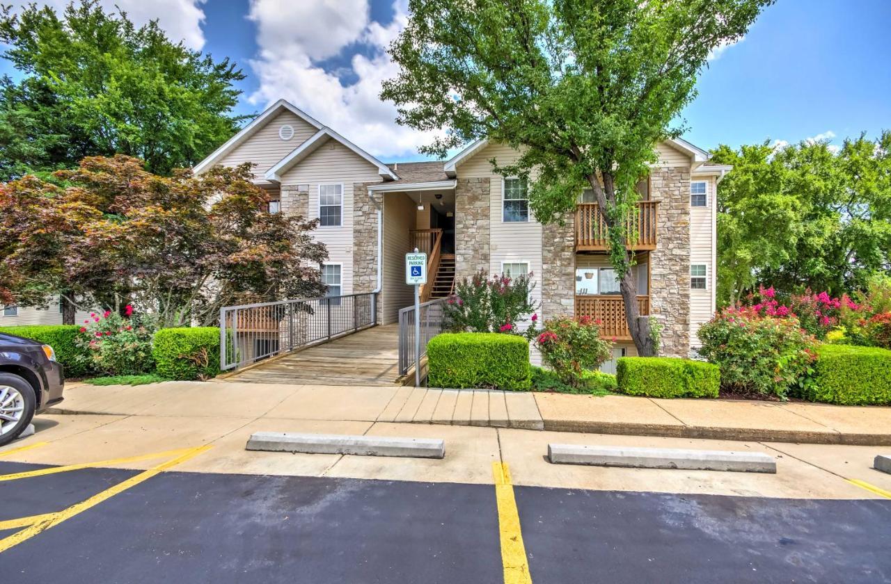 Gorgeous With Pool Near Strip! *