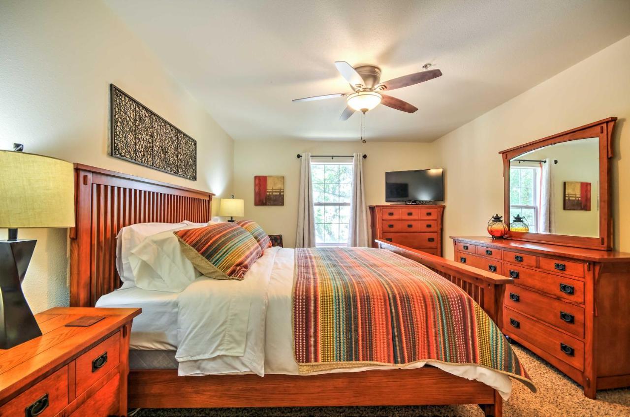 Apartment Gorgeous With Pool Near Strip! Branson