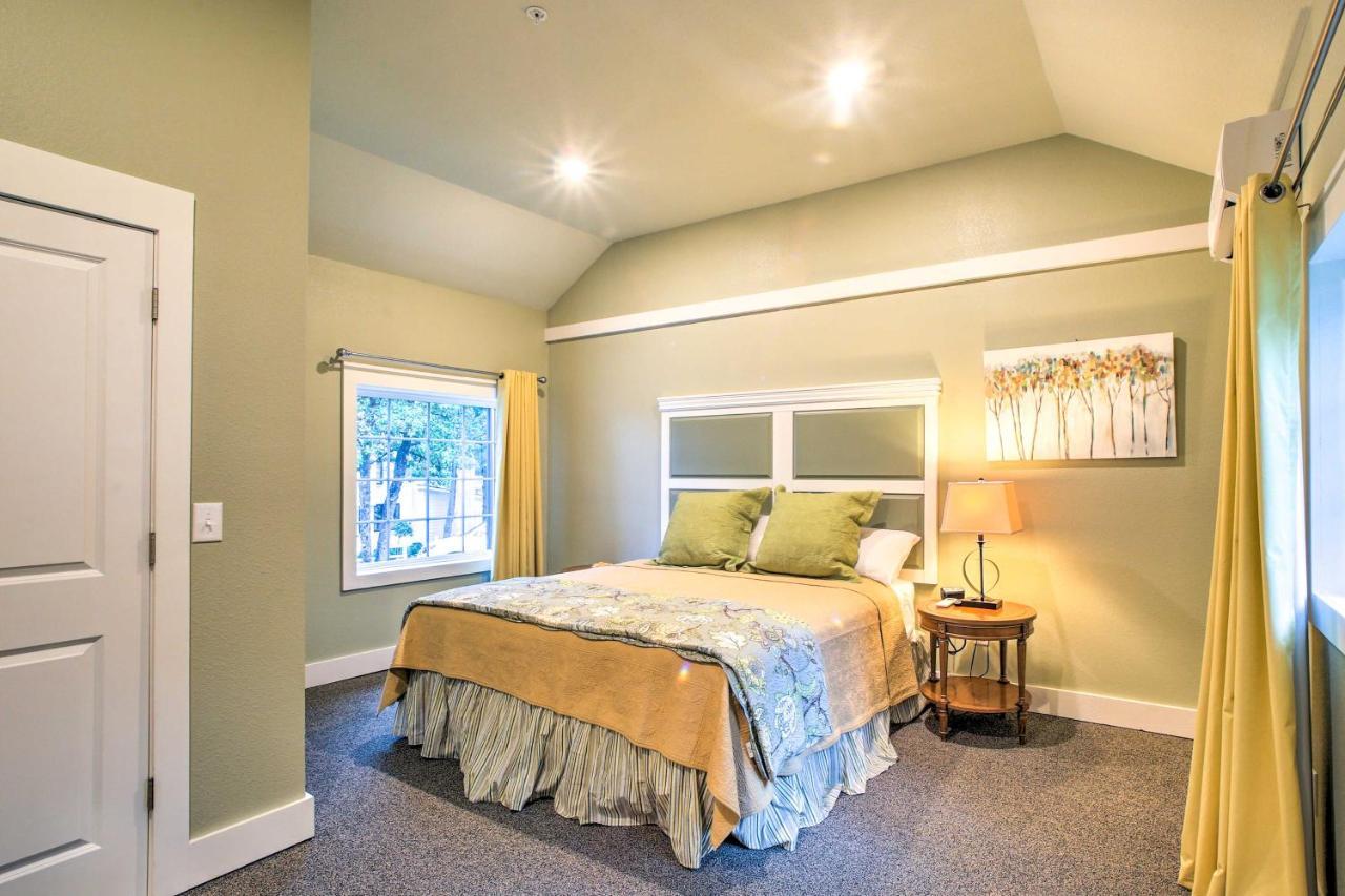 Welcoming Downtown With Pool Access! Holiday home *
