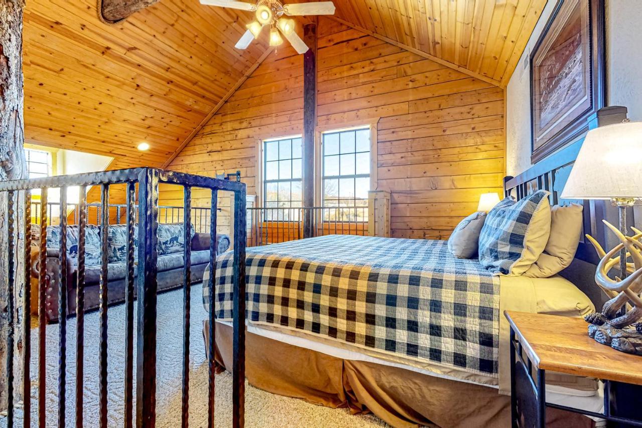 Full Moon Cabin Holiday home