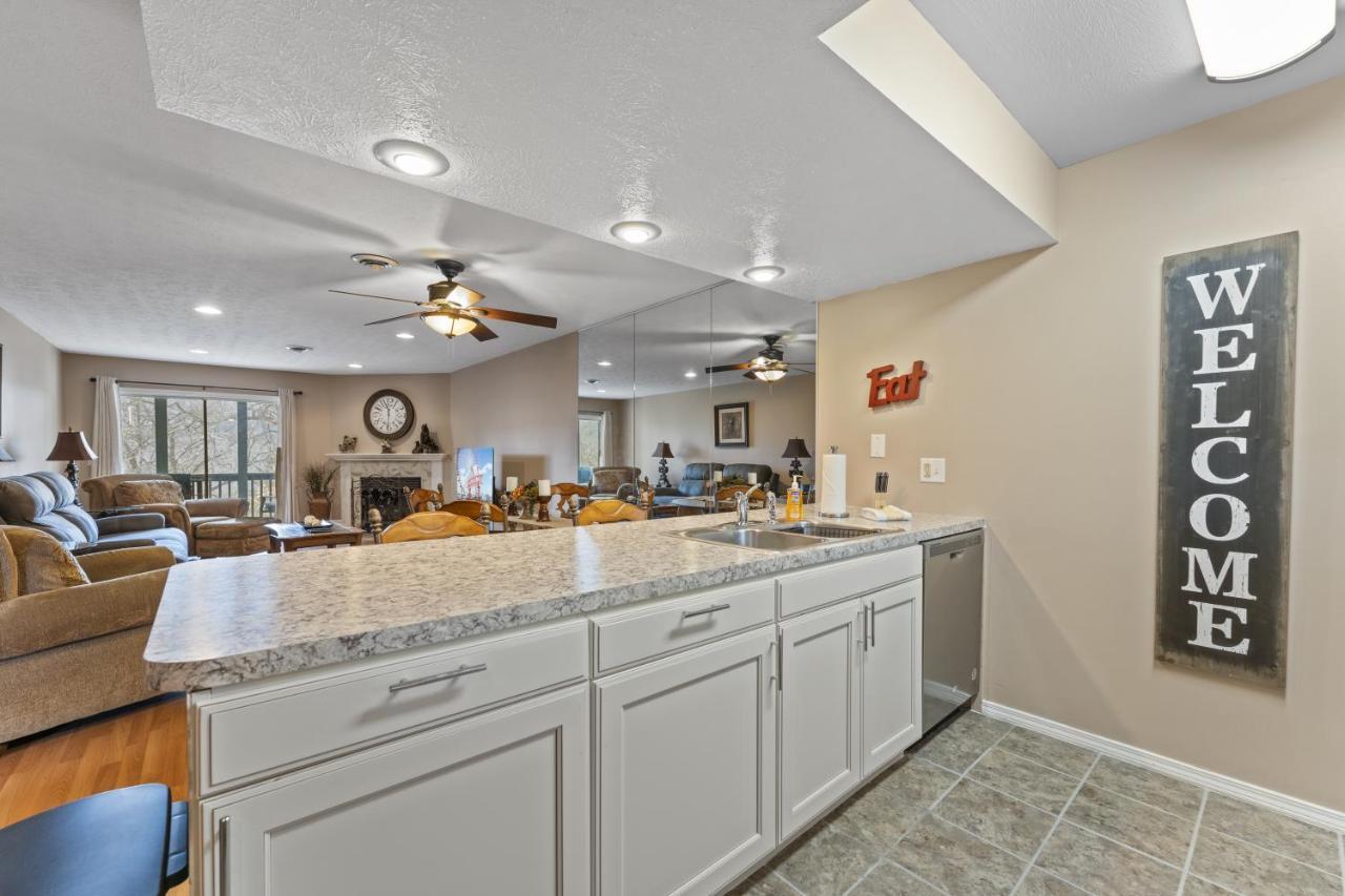 Apartment River Song Branson