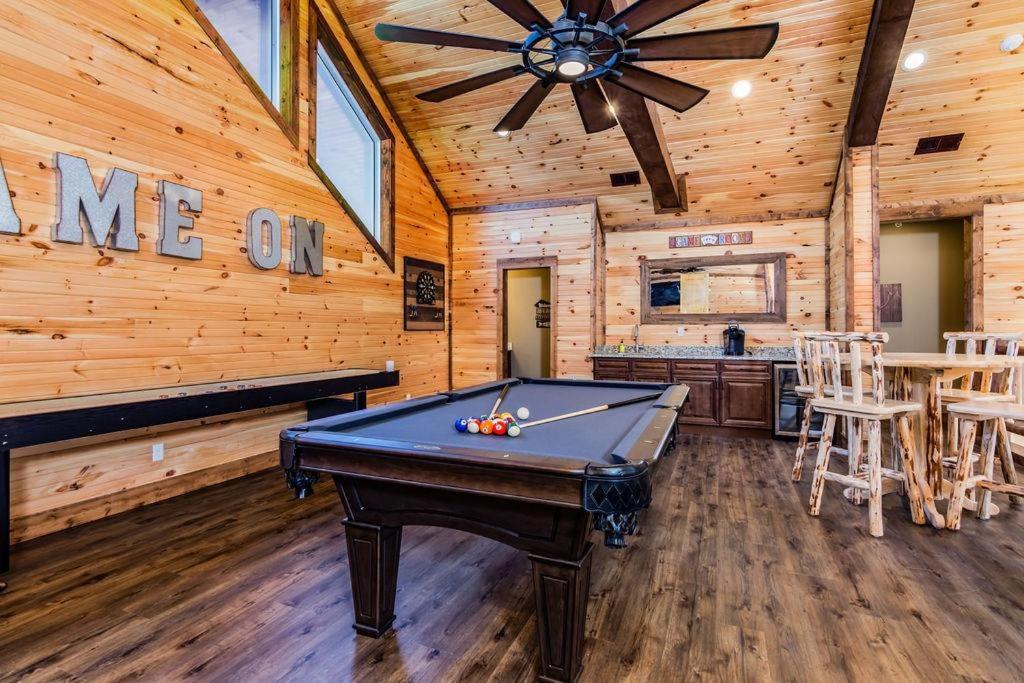 Chateau On The Cove Holiday home Branson