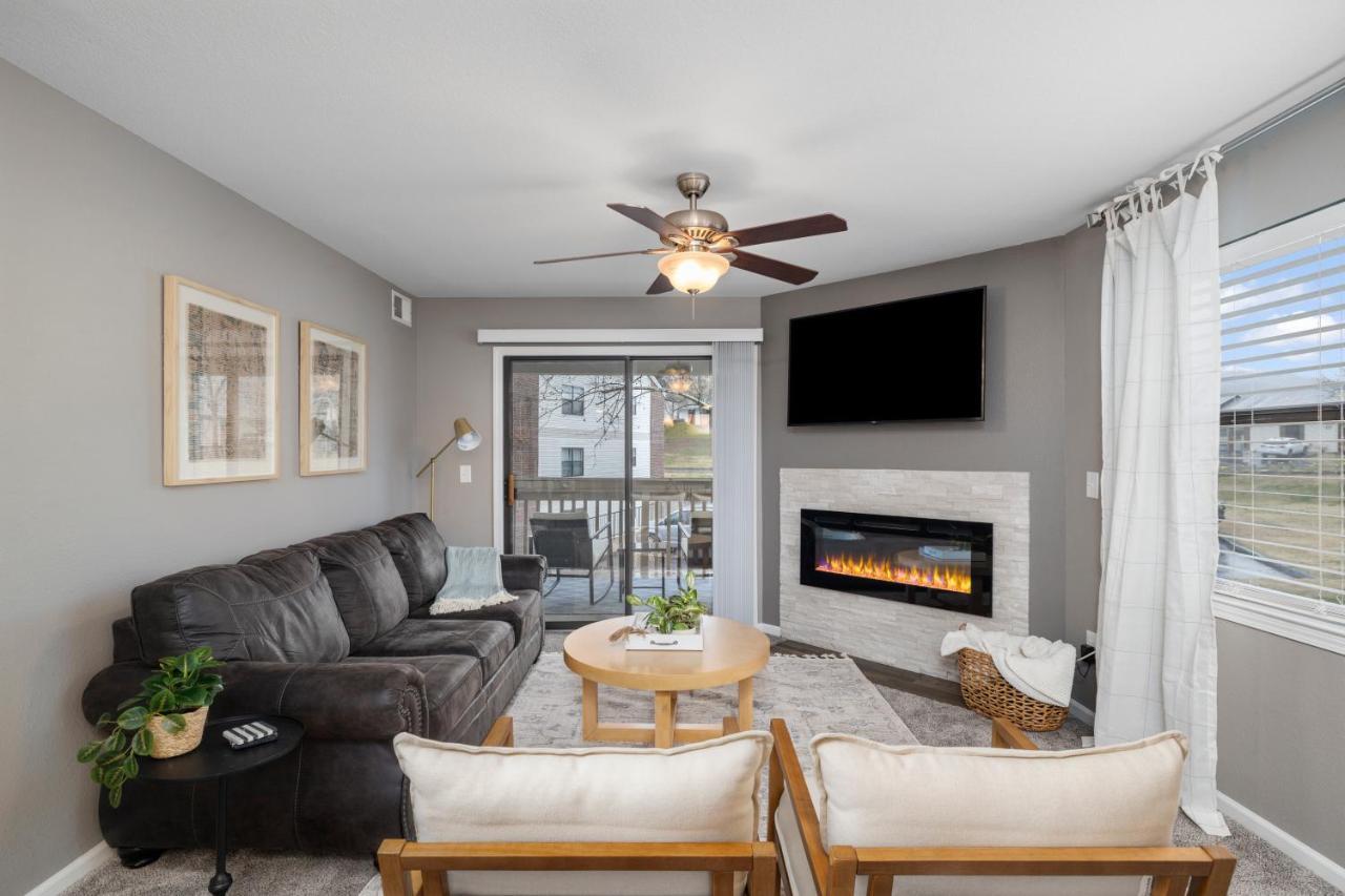 Hadley's Place At Pointe Royale, Pristine 2 Bed 2 Bath Branson