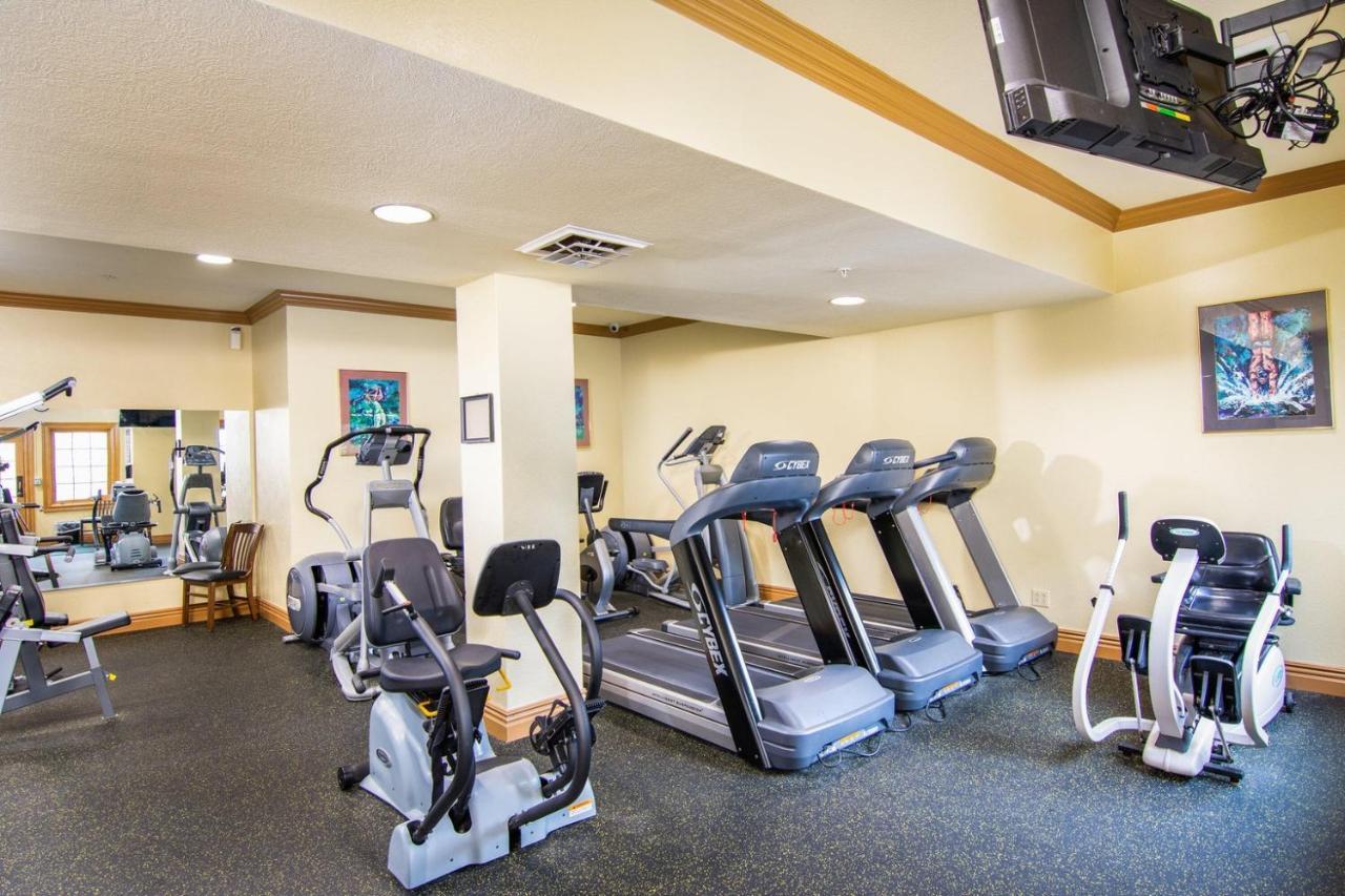 Hadley's Place At Pointe Royale, Pristine 2 Bed 2 Bath Apartment *