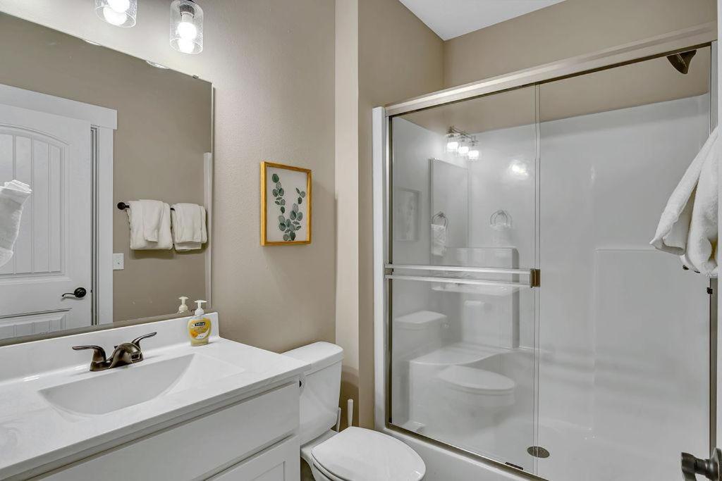 Holiday home Modern Coastal Branson
