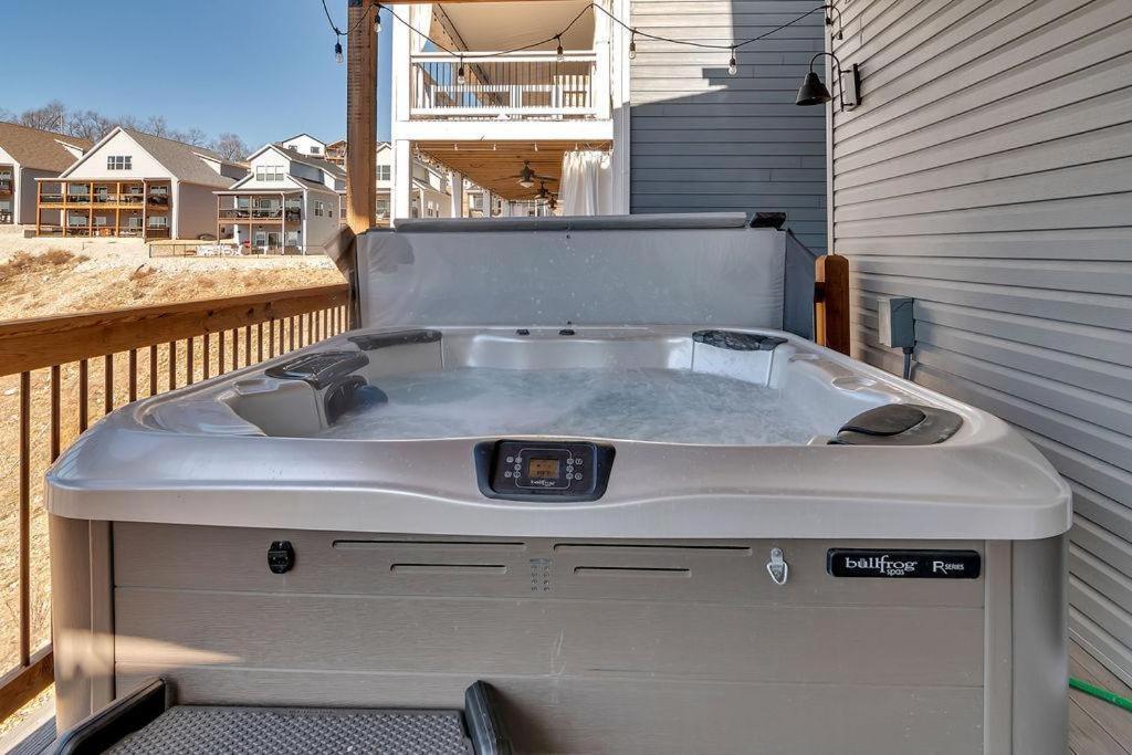 Bird's Eye View At Table Rock $400 Daily Attractions * Branson