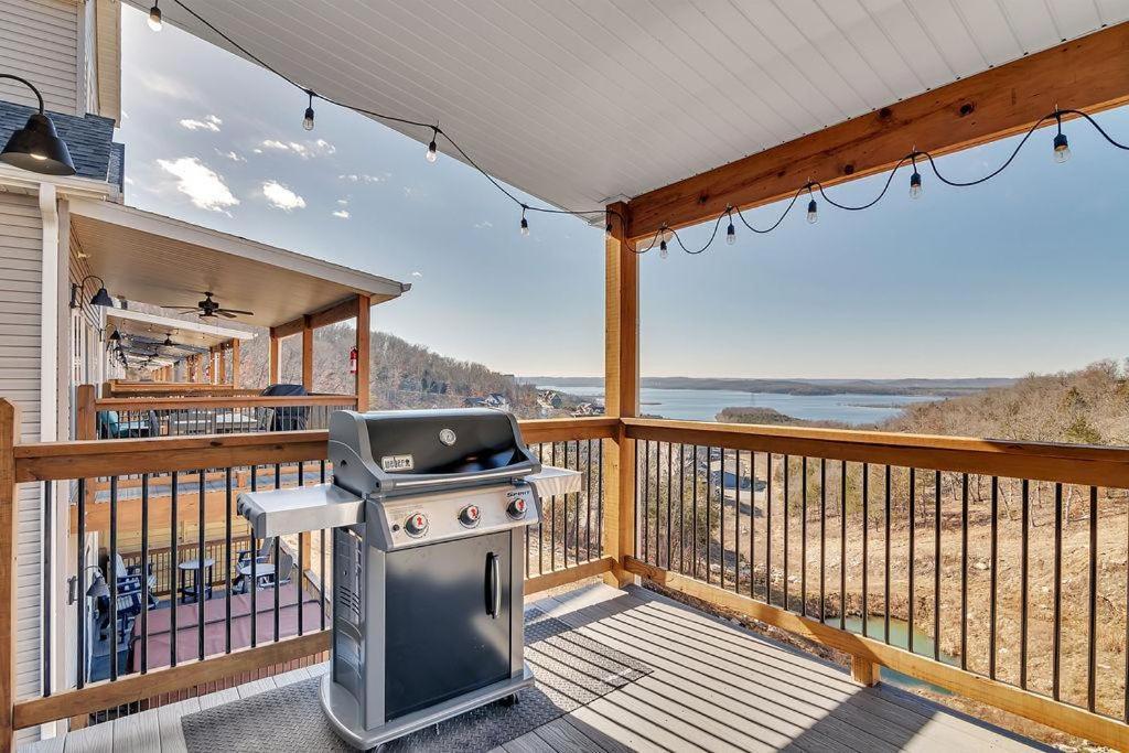 Bird's Eye View At Table Rock $400 Daily Attractions Holiday home Branson