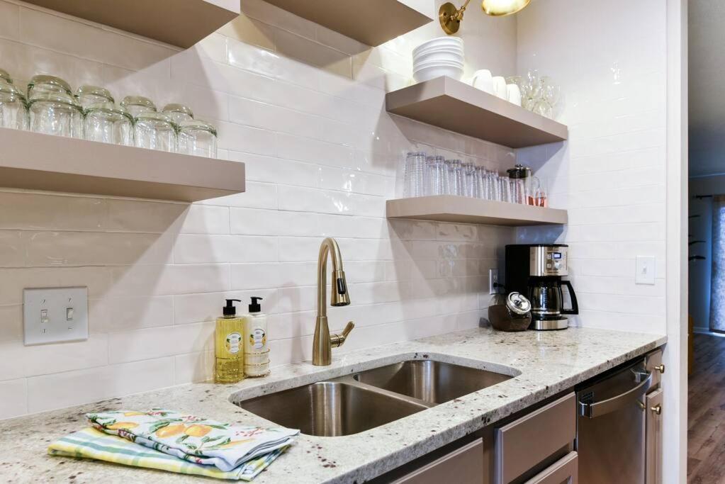 Apartment Remodeled No Steps Citrus Lane Luxury Amazing View Branson