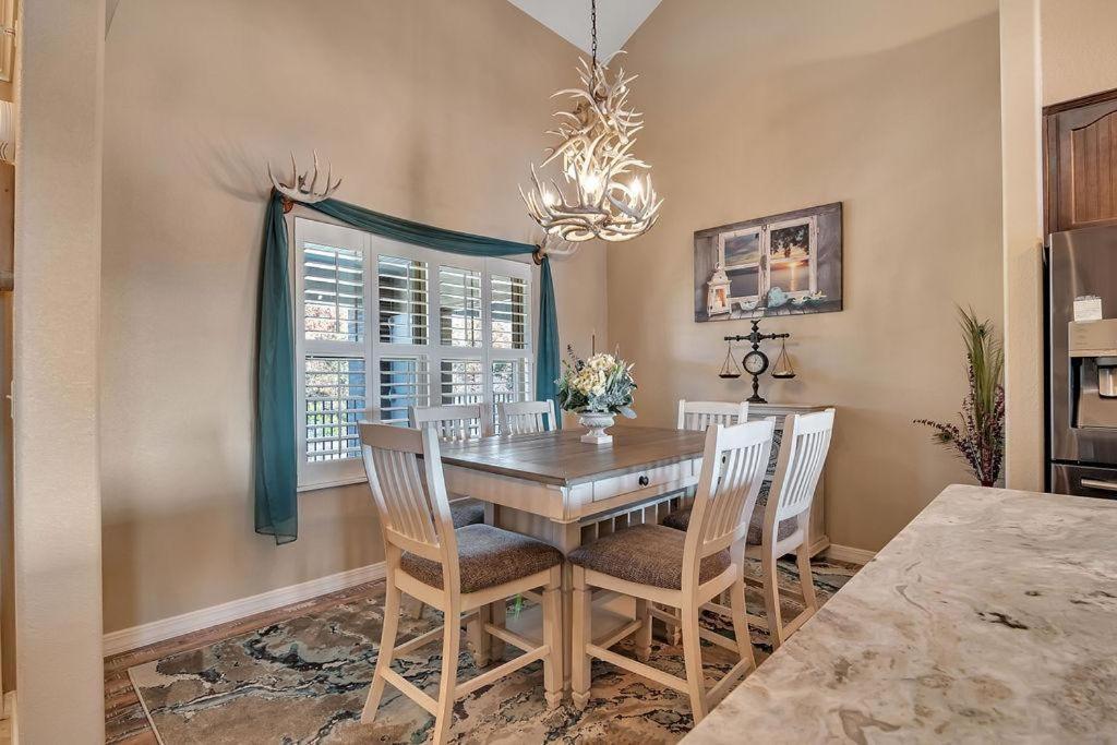Holiday home Royal View On Table Rock Branson
