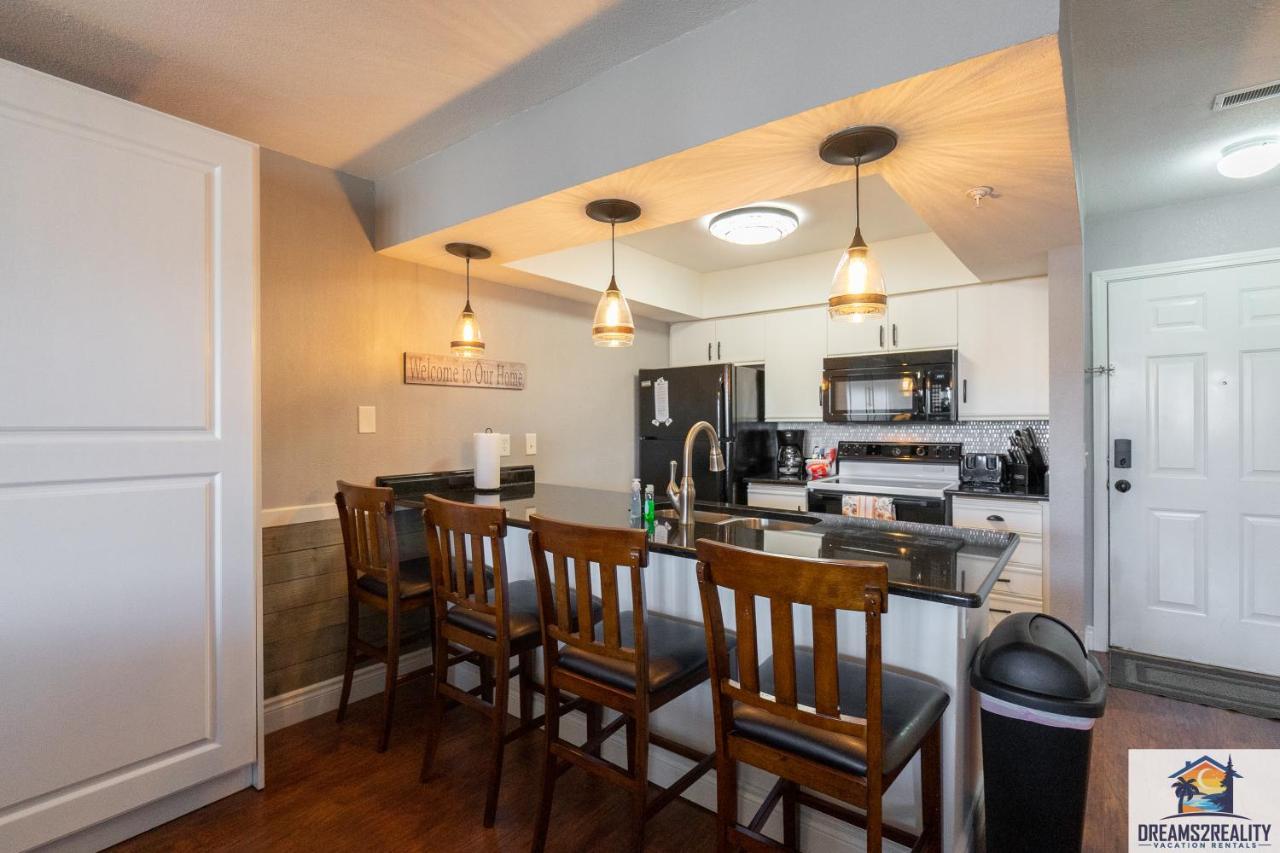 2br Walk-in - Near The 76 Strip - Free Wifi - Pool - Free Tickets Included - Clb-3