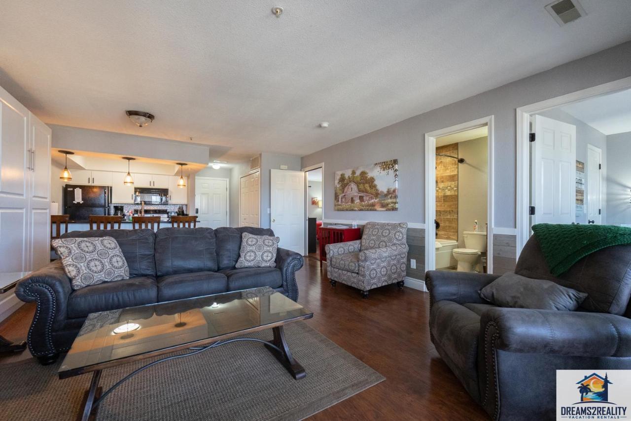 2br Walk-in - Near The 76 Strip - Free Wifi - Pool - Free Tickets Included - Clb-3 Holiday home Branson